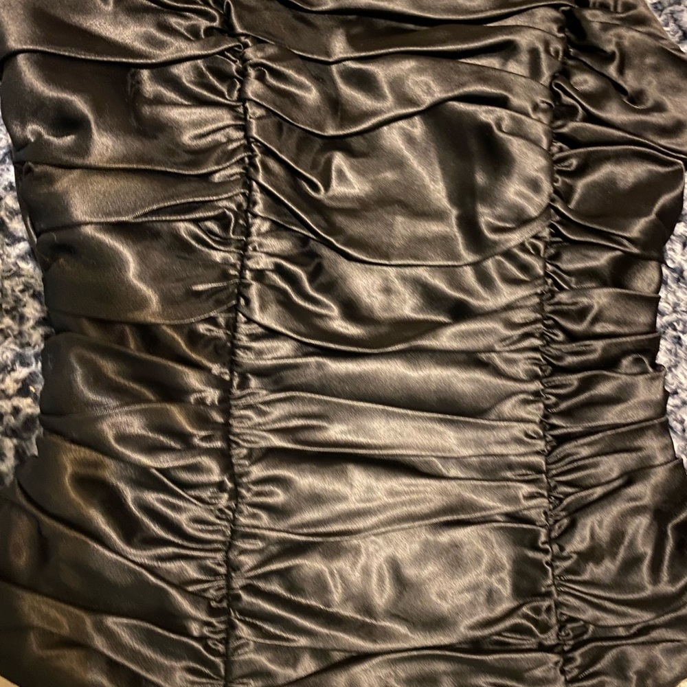 Formal dress - Picture 7 of 12